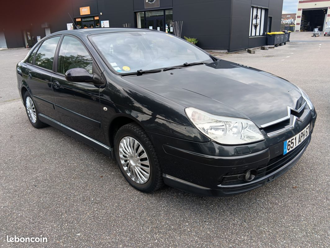 Belle c5 2li boite auto 2005 exclusive etat rare reprise possible (image 1)