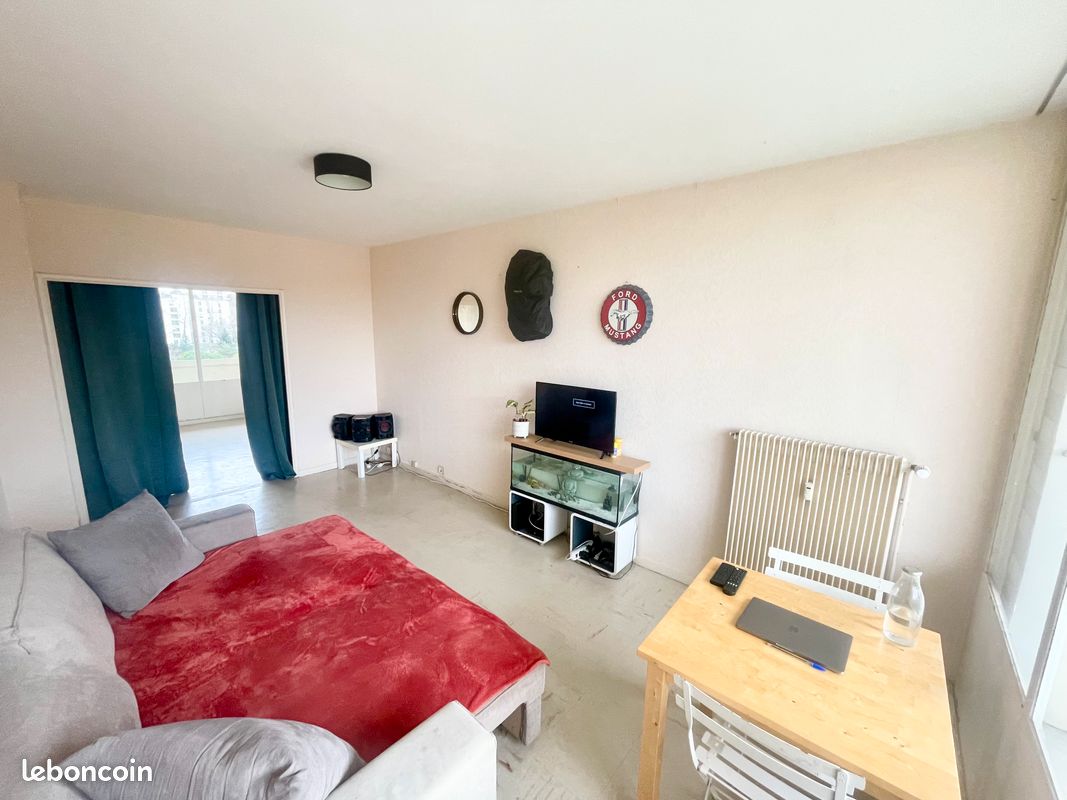 Appartement 3 pièces 74 m² · à Limoges · 74 m² · 67 000 €