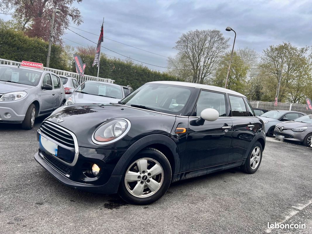 Mini cooper 1.5 cooper 135 ch  5 portes  gps  garantie 48 mois possible (image 4)