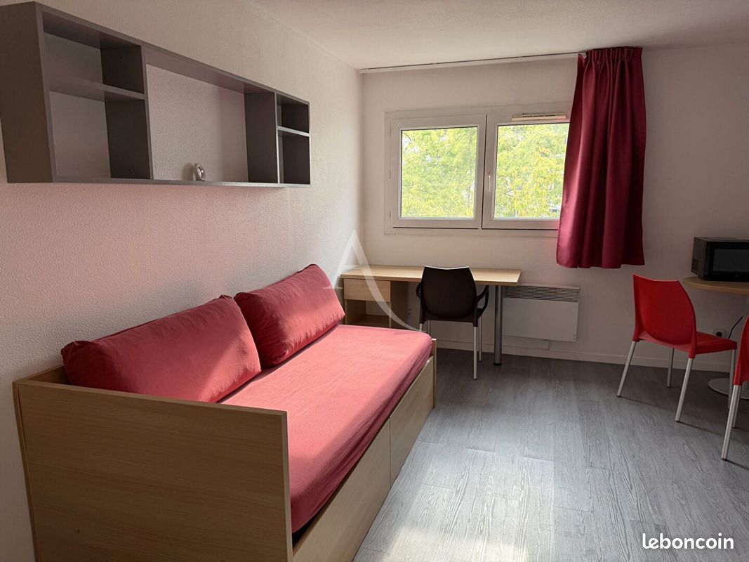 Appartement 1 pièce 18 m² · à Champs-sur-Marne · 18 m² · 670 €