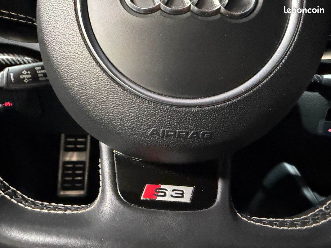 AUDI S3 SPORTBACK 2.0 TFSI 300ch Quattro S-Tronic 6 - NOIR PANTHERE / SUIVI COMPLET / PACK CARBONE (image 16)