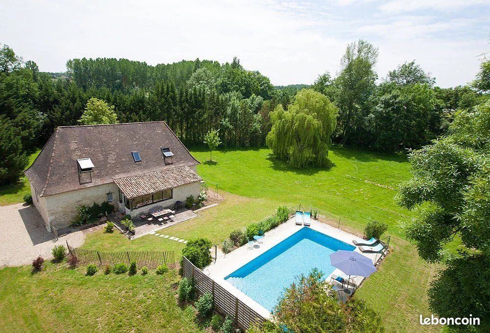Maison 6 pièces 180 m² · à Castillonnès · 180 m² · 318 000 €