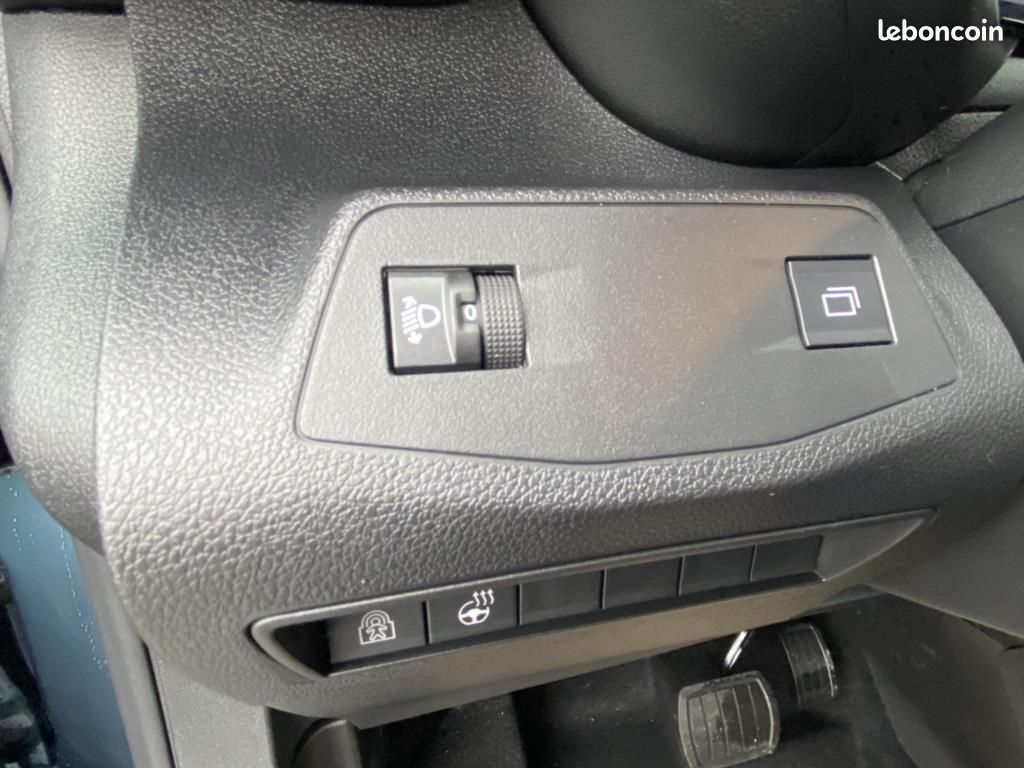 Citroën Berlingo 1.5 BLUE HDI 130 CH M PLUS EAT8 (image 20)