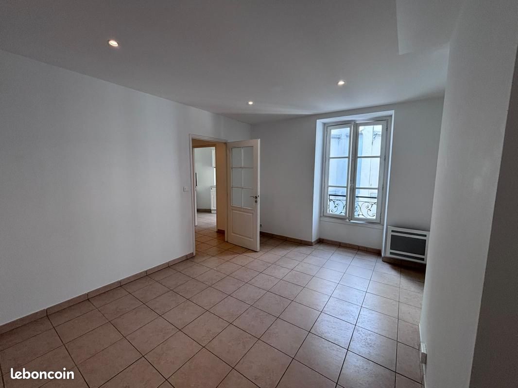 Appartement 2 pièces 55 m² · à Marseille · 55 m² · 811 €/mois
