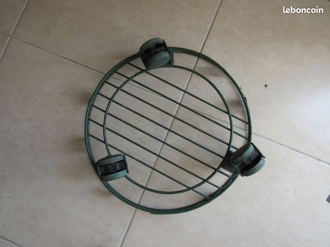 Support pour pot de fleurs vert en acier diametre 38 cm PRIX 10 euros (image 3)