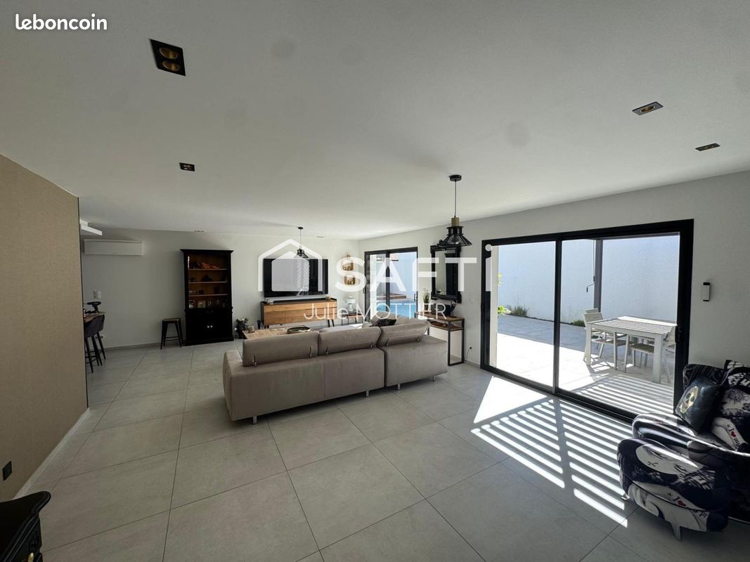 Maison 4 pièces 128 m² · à Ferrières · 128 m² · 498 000 €