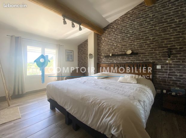 https://img.leboncoin.fr/api/v1/lbcpb1/images/50/c1/cd/50c1cd48a0f5ca346f6a1285107b7be3f6775ad4.jpg?rule=ad-image