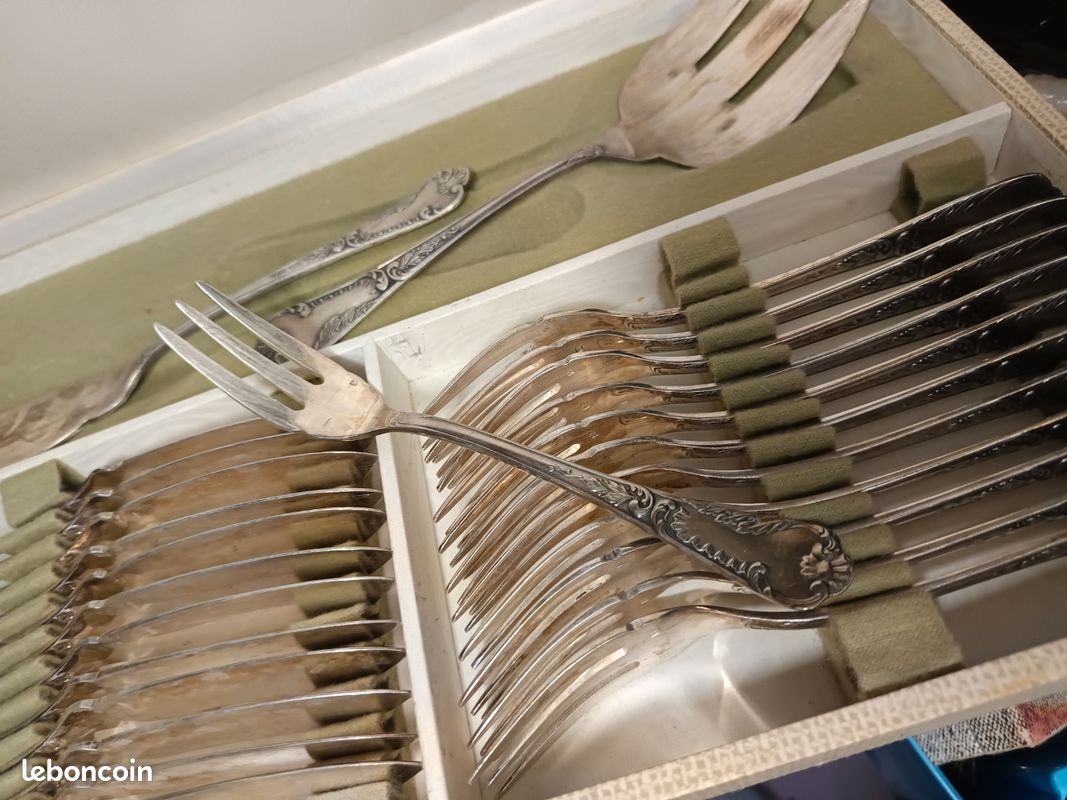 Ménagère Frionnet - Couverts en argent et ménag