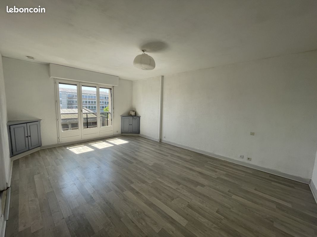Appartement 1 pièce 33 m² · à Limoges · 33 m² · 460 €