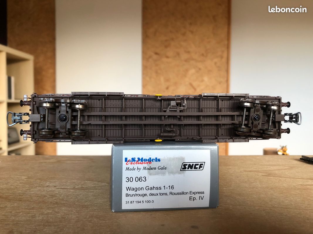 LS MODELS COFFRET 3 wagons EVS SIMCA 30656 NEUF EUR 170,00 - FR