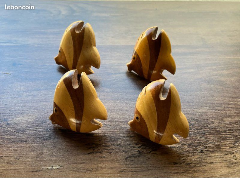 Lot de boutons et poignée de porte pour mobilier enfant ou autre (image 1)