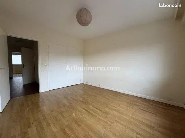 Appartement a louer lons-le-saunier - 4 pièce(s) - 101 m2 - Surfyn