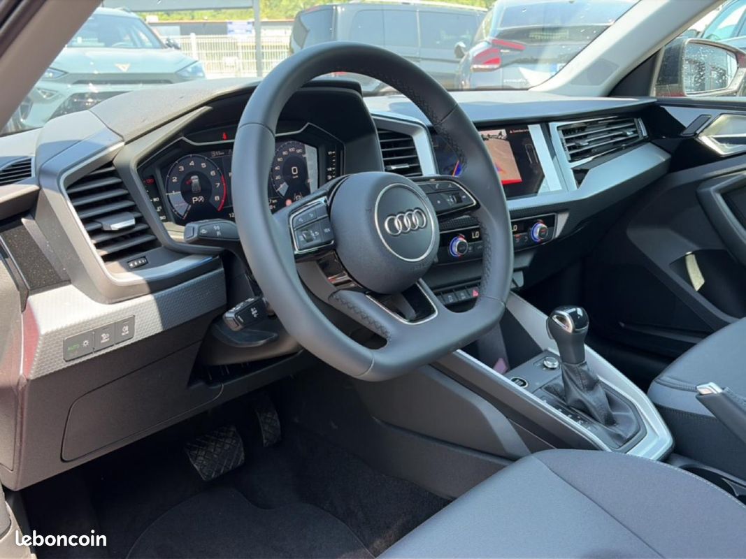AUDI A1 SPORTBACK 30 tfsi 116 s line s tronic 7 (image 10)