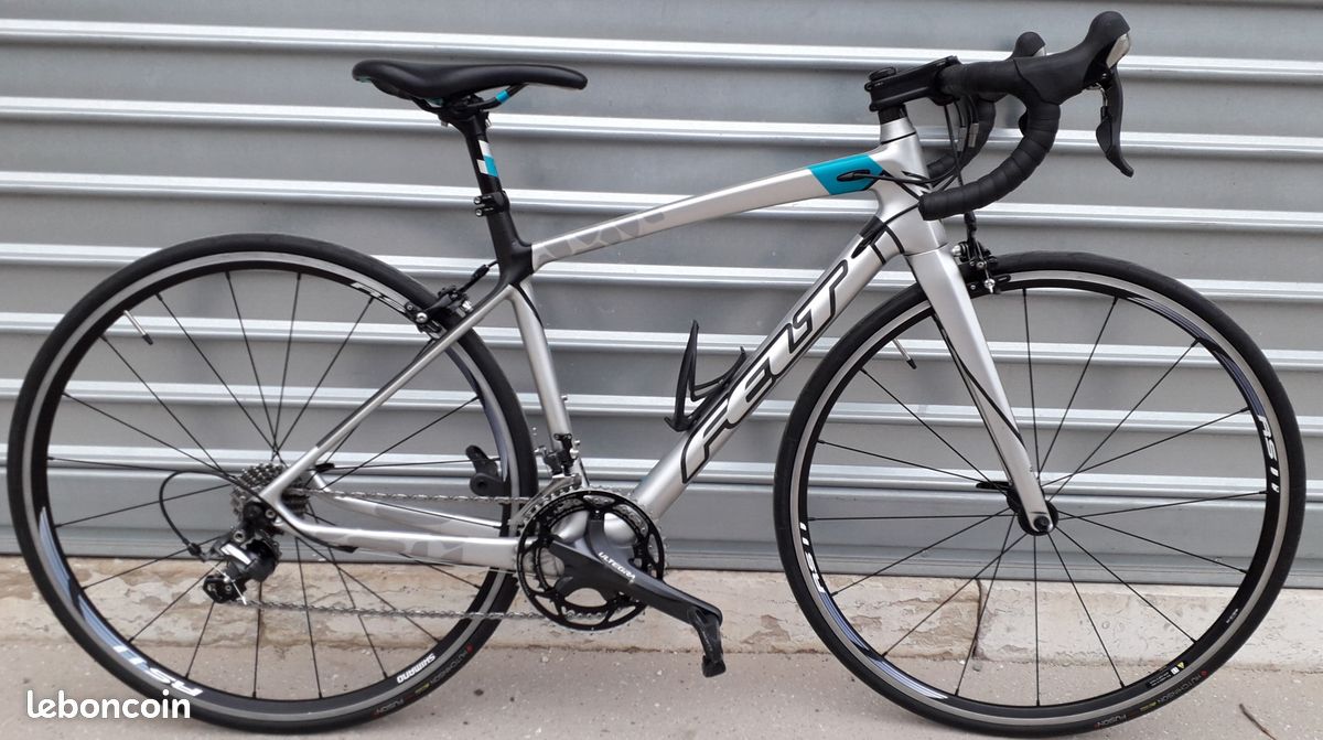 Vélo route course femme carbon Felt ZW7 endurance Shimano Ultegra