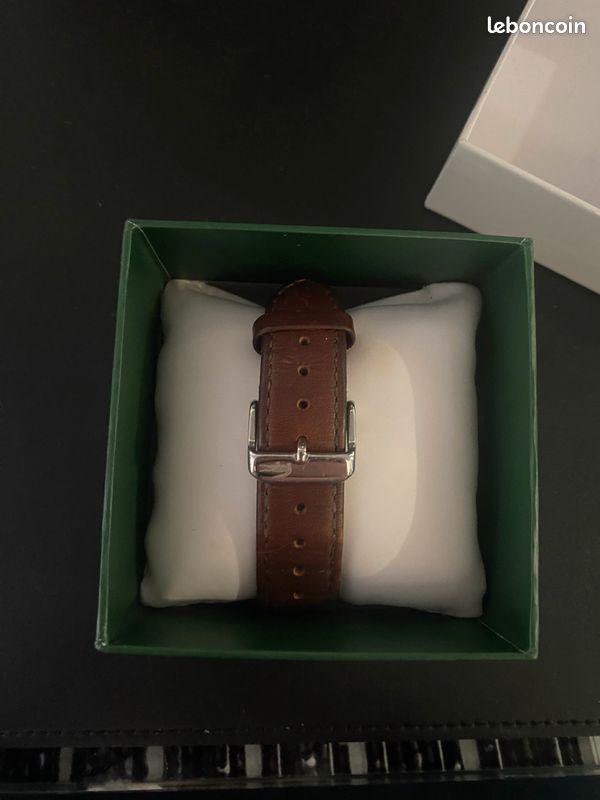 Montre Lacoste (image 6)