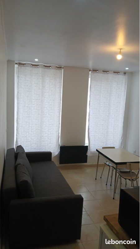 Appartement 1 pièce 20 m² · à Saint-Étienne · 20 m² · 405 €/mois