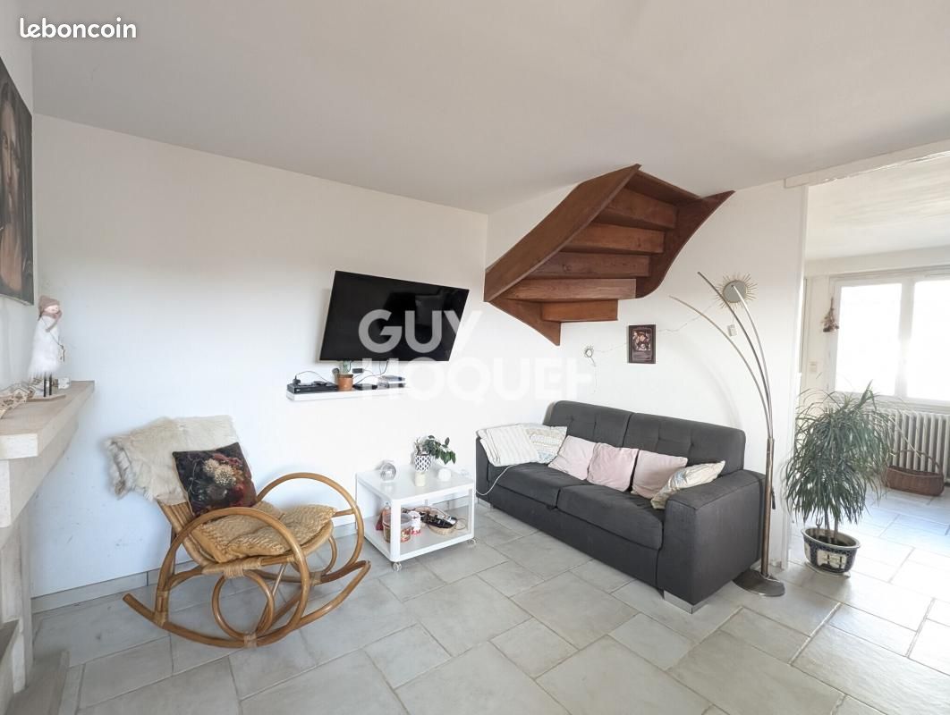 Maison 5 pièces 96 m² · à Saint-Mesmin · 96 m² · 160 000 €