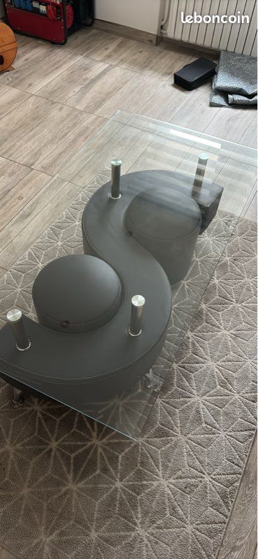 Table basse en verre (image 1)