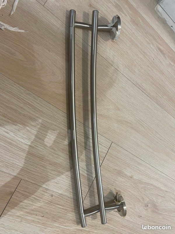 Porte serviette chromée pour SDB (image 1)