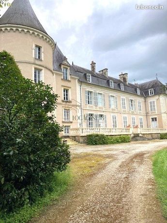 Château 7 pièces 242 m²