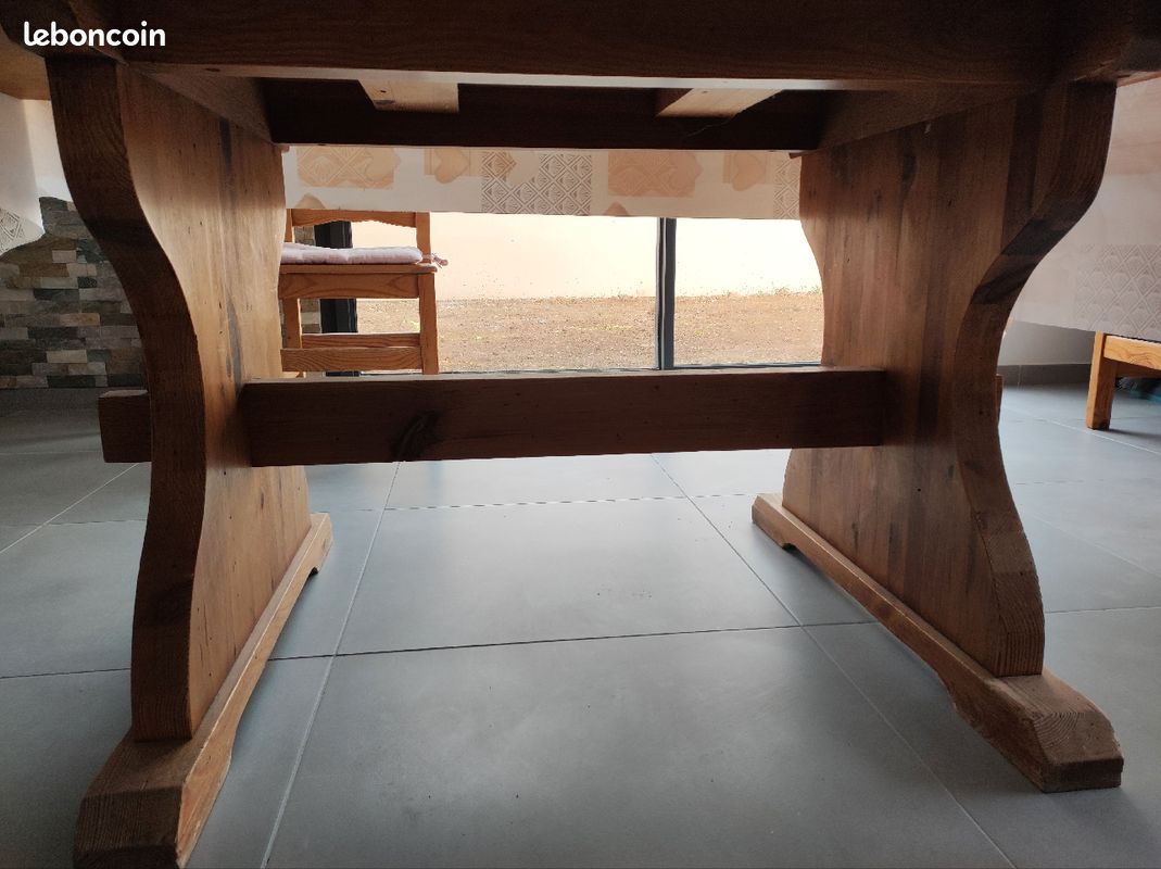 Table de salle à manger (image 4)