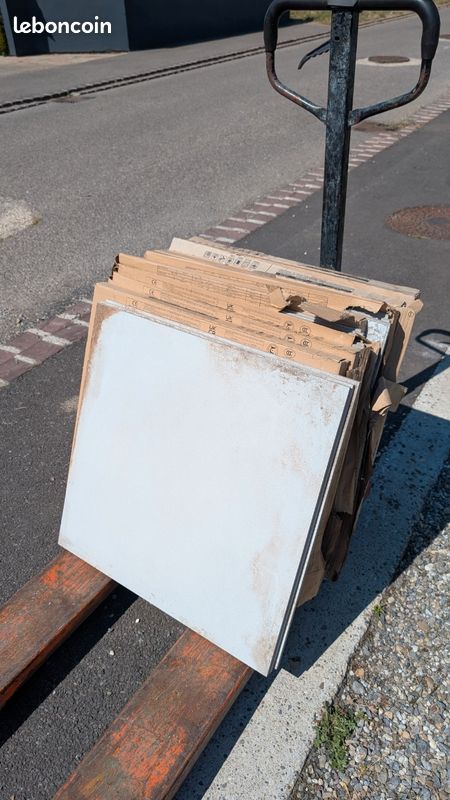 Carrelage 60x60 12m2 prix au m2 (image 1)