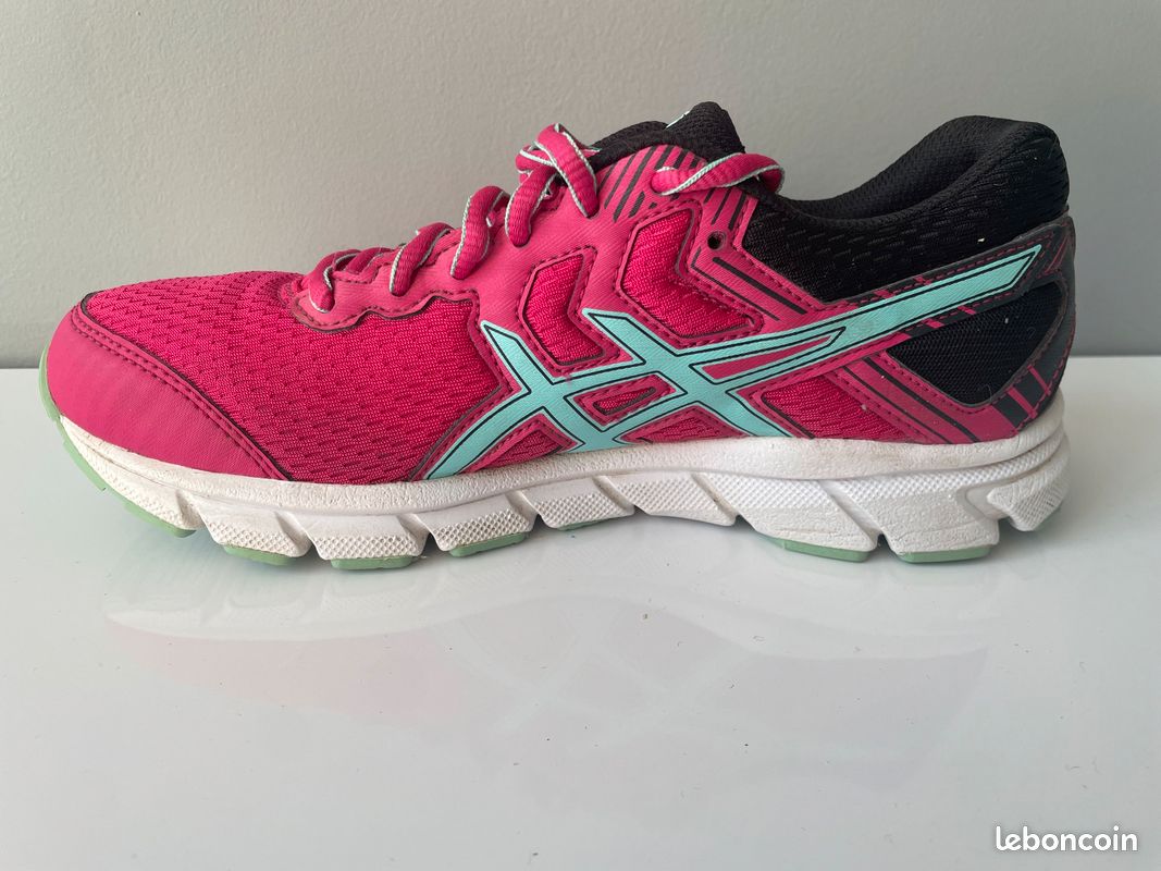 TBE chaussures / baskets ASICS pointure 37 (image 3)