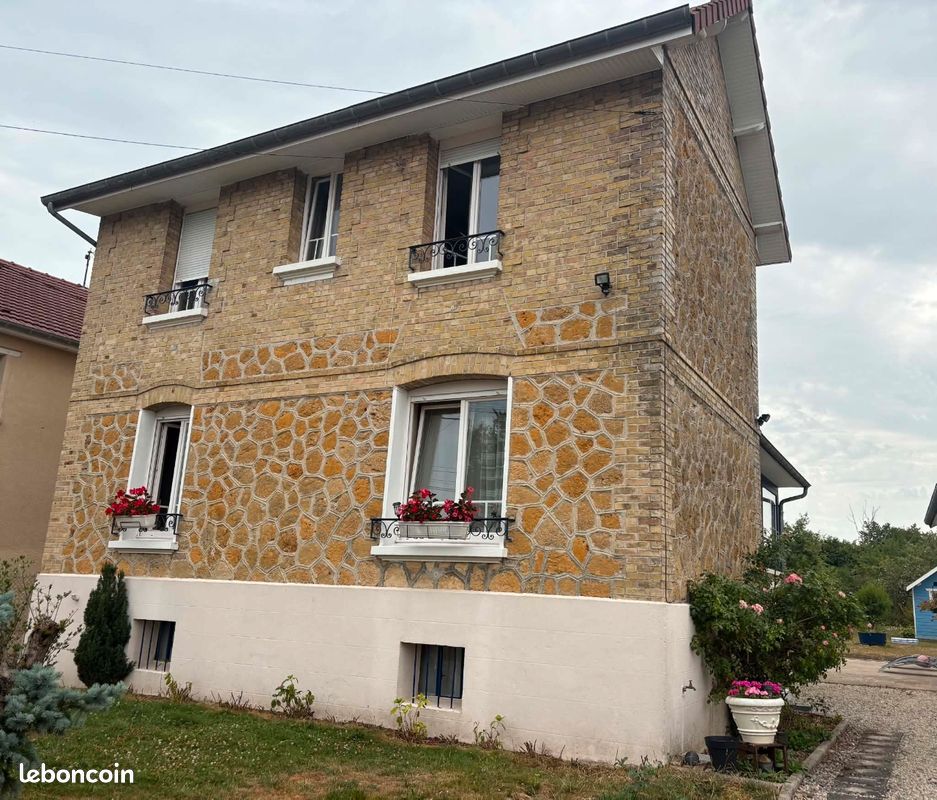 Maison 6 pièces 105 m² · à Amagne · 105 m² · 237 000 €