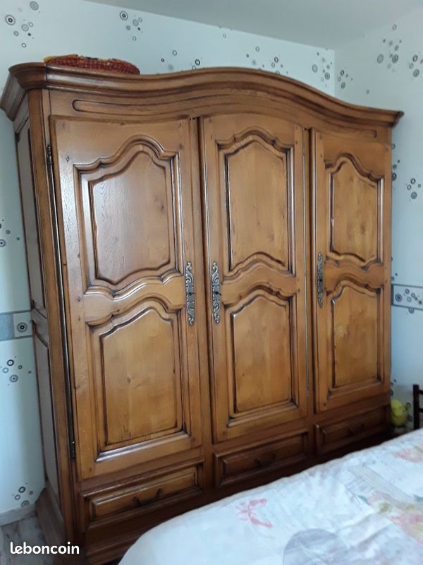 Armoire en chêne (image 1)