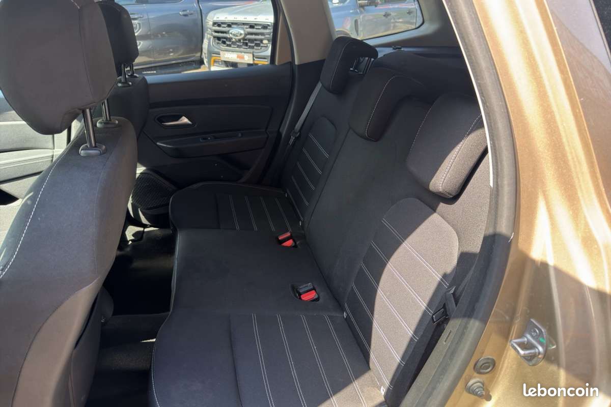 Dacia Duster 1.5 DCI 110 4X4 PRESTIGE (image 7)