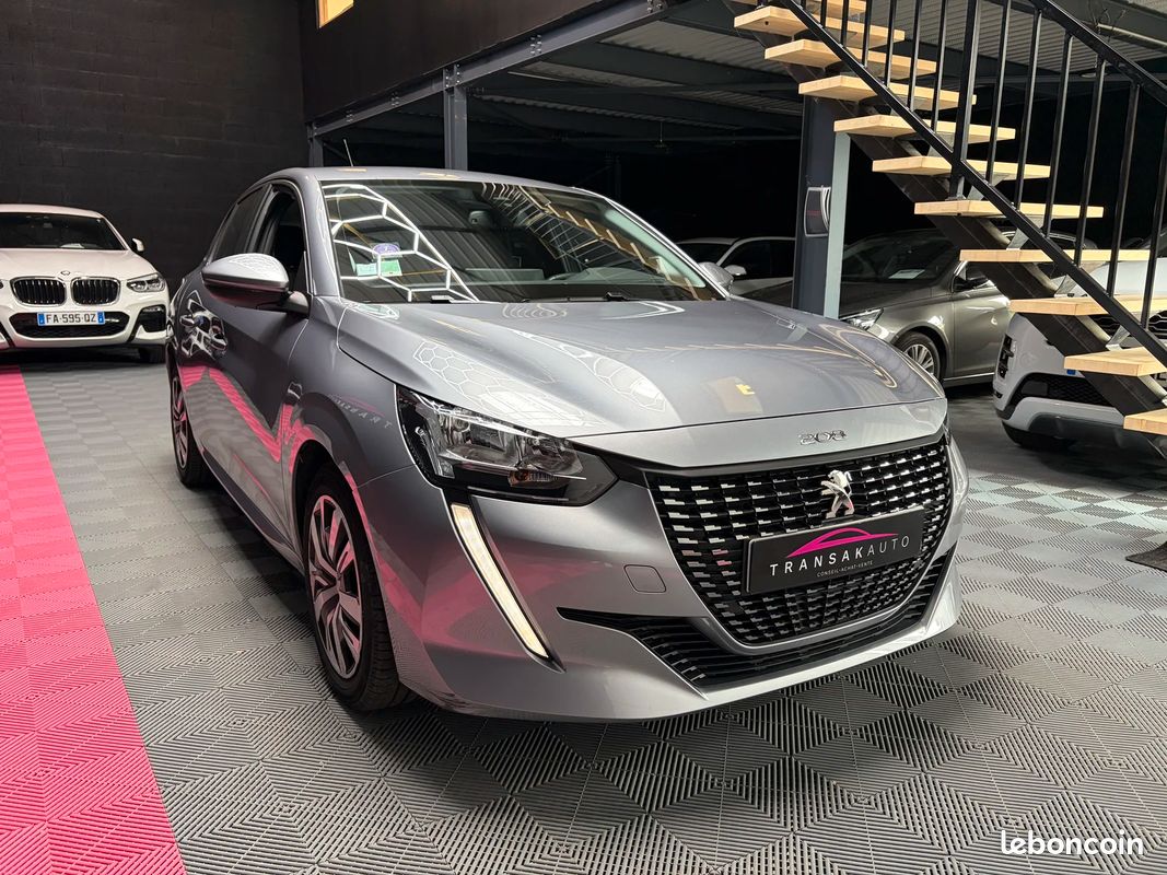 Peugeot 208 1.2 75i STYLE / DISTRIBUTION OK / ENTRETIEN PEUGEOT / BATTERIE NEUVE (image 6)