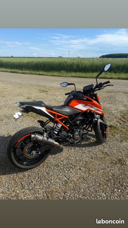 125 Duke 2017 (image 1)