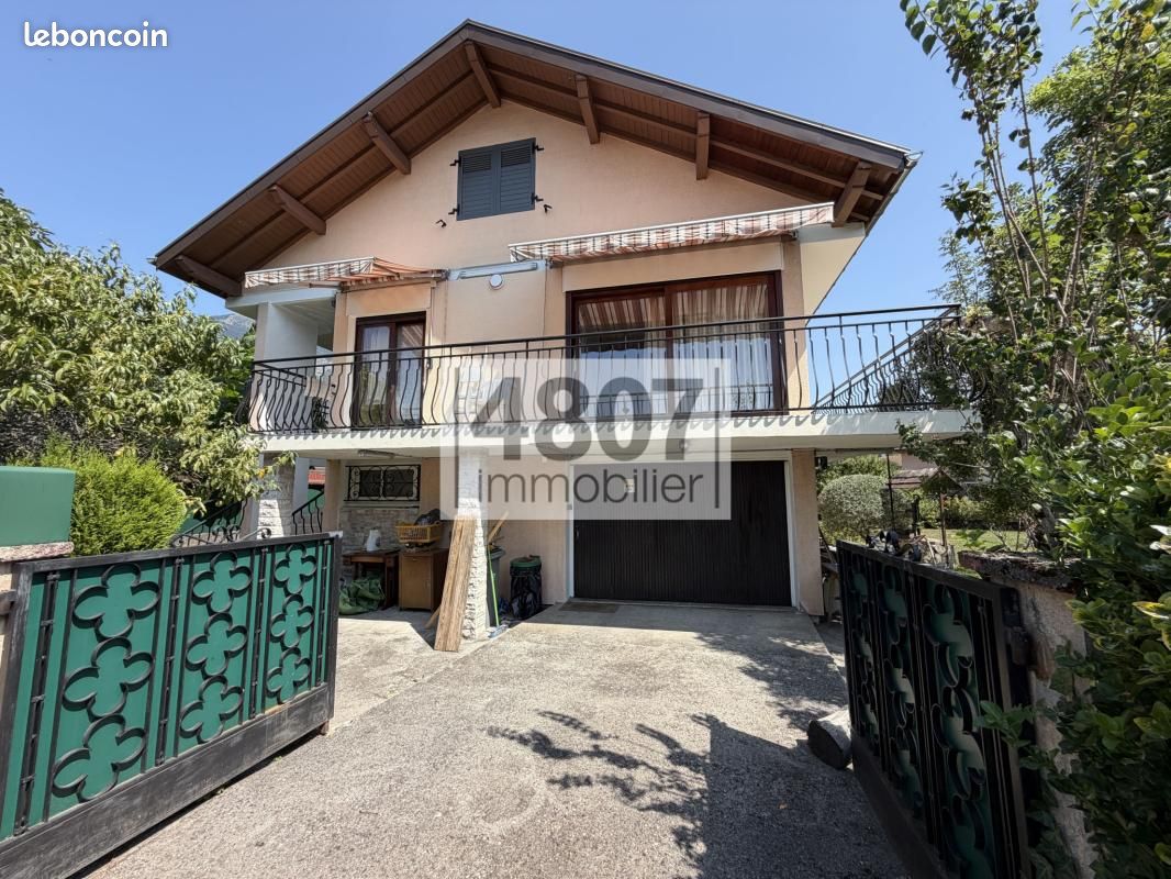 Maison 4 pièces 90 m² · à Bonneville · 90 m² · 430 000 €