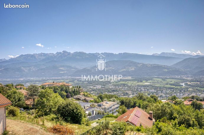 Villa 9 pièces 184 m²