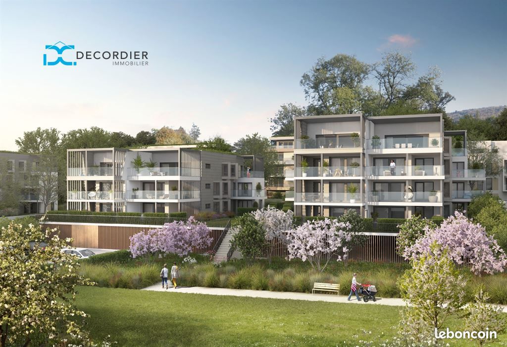 Appartement 4 pièces 108 m² · à Évian-les-Bains · 108 m² · 751 000 €