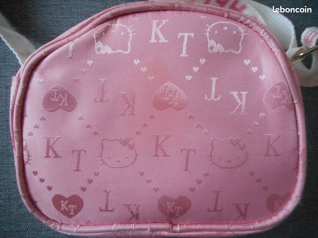 Sac à main Hello Kitty comme neuf (image 3)