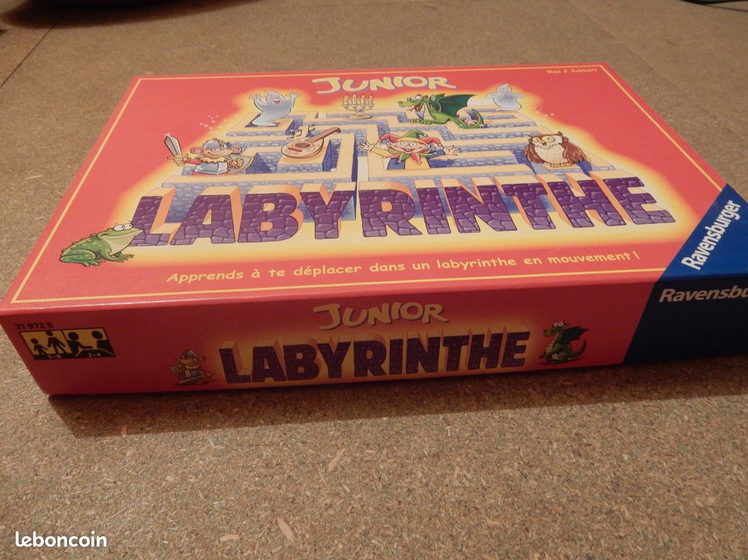 Jeux de société (monopoly, labyrinthe, hophop galopons, croque carottes, qui est ce) (image 2)