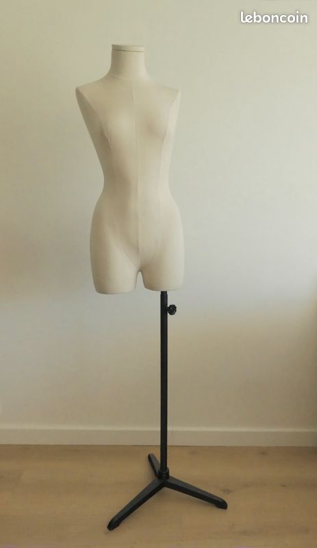 Mannequin de couture sur pied en fonte (image 3)