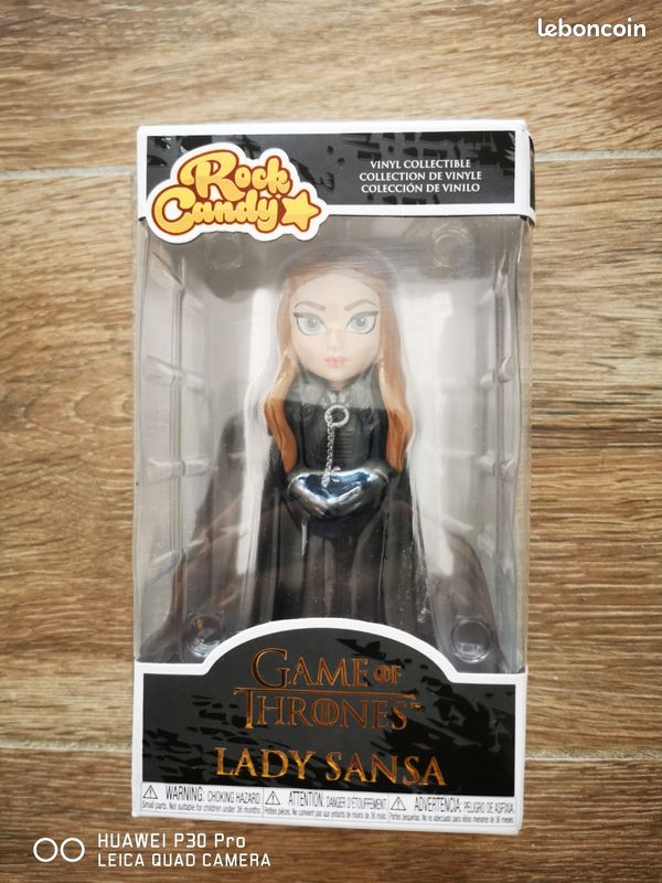 Figurine Lady Sansa (image 3)