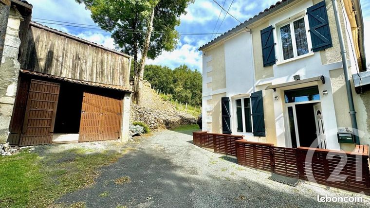 Propriété 3 pièces 107 m²