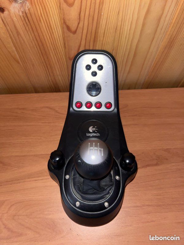 Simulateur logitech g27 (image 3)