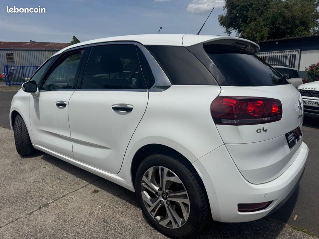 Citroën C4 Picasso 1.6 BlueHDi 115CH Exclusive S&S (image 3)