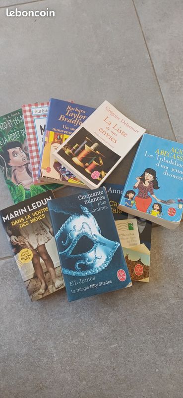 Livres de poches (image 1)