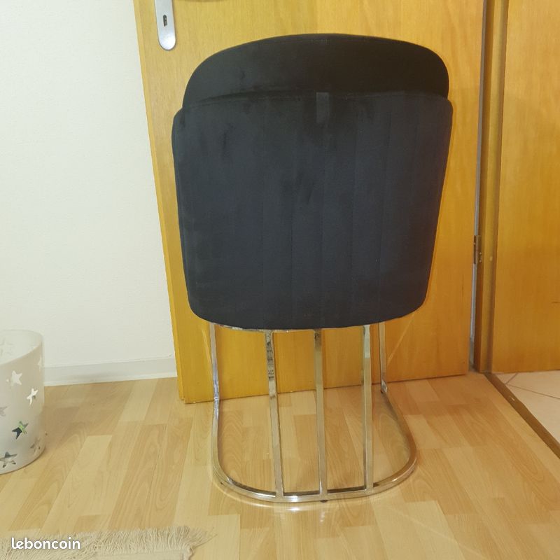 Chaise (image 1)