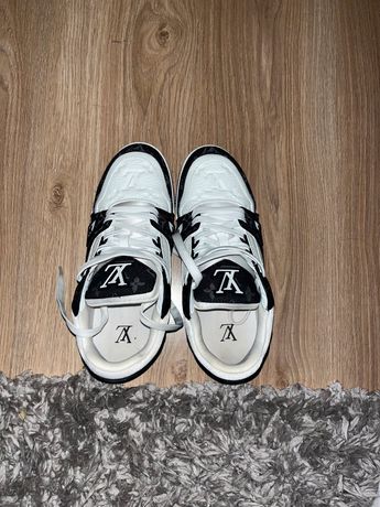 ≥ LV Sneakers Maat 40, 41 en 42 Louis Vuittons Sneakers — Schoenen —  Marktplaats