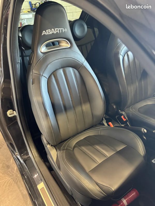 Abarth 500 1.4 Turbo T-Jet 180ch 595 Competizione BVA - Origine France / CarPlay / Suivi complet Fiat / Audio Beats / Toit Ouvrant (image 43)