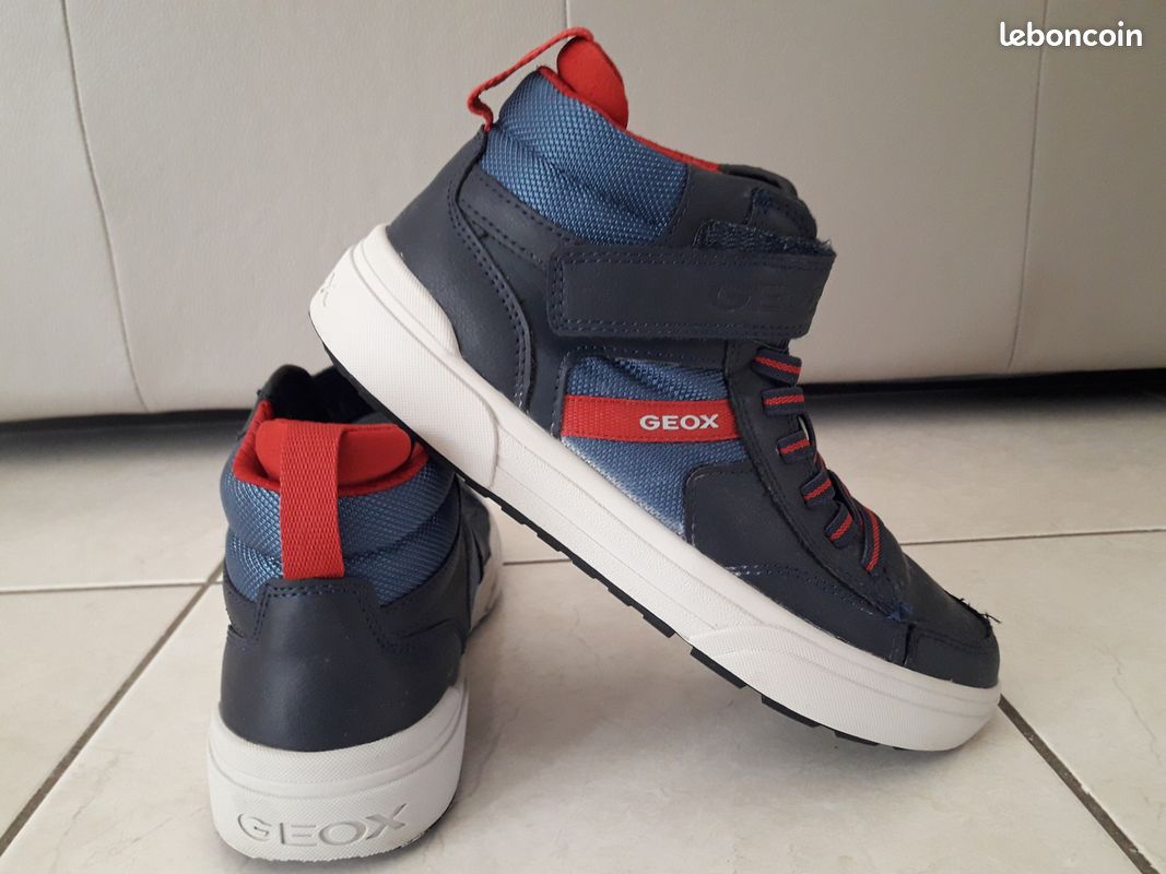 Baskets Montantes Chaussure Enfant Geox Basket Montante à Scratch