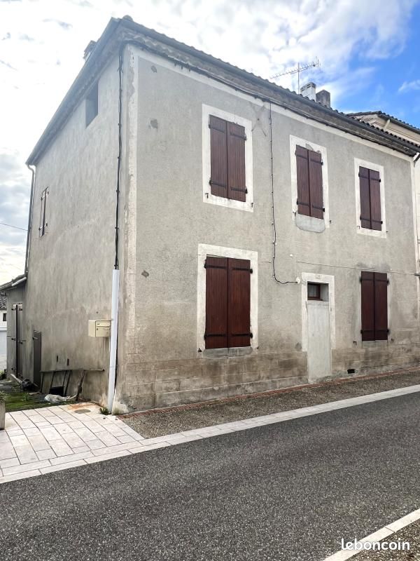 Maison 4 pièces 145 m² · à Monclar · 145 m² · 59 900 €