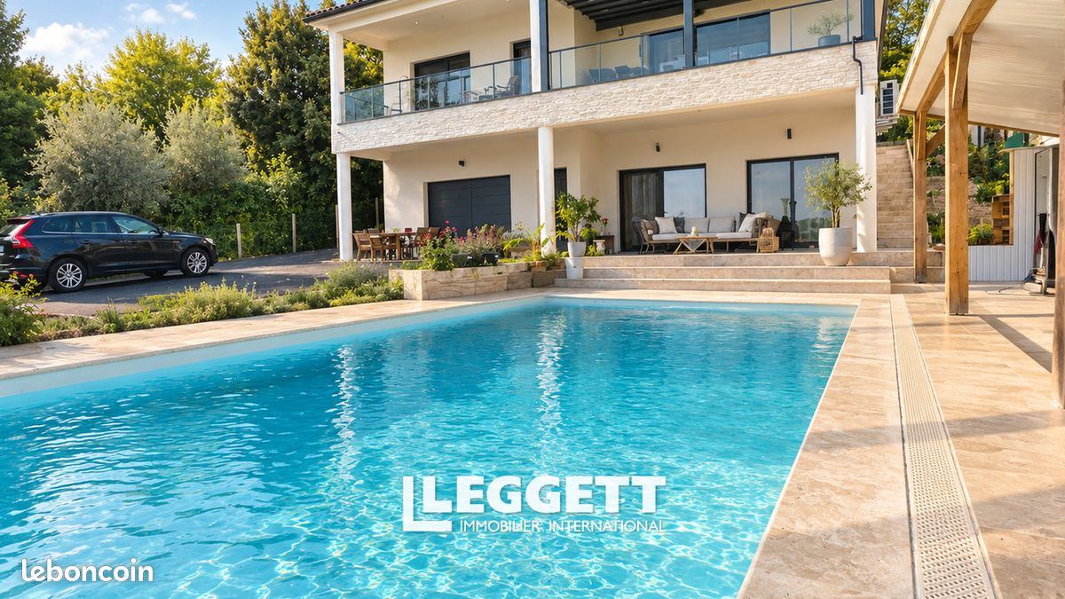 Maison 7 pièces 173 m² · à Boulazac Isle Manoire · 173 m² · 595 000 €