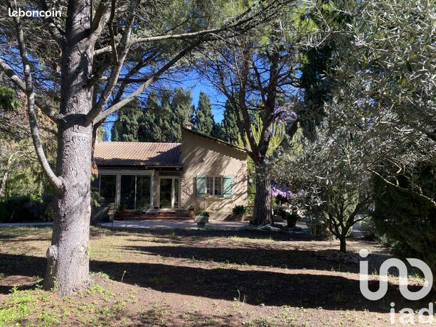 Propriété 6 pièces 102 m²